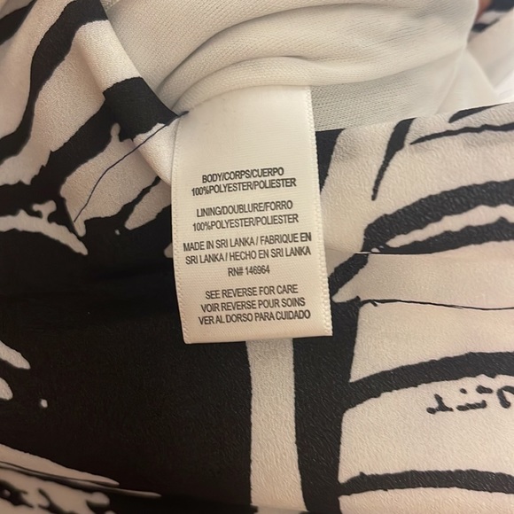 Julia Jordan Palm Print Jumpsuit - Picture 8 of 9